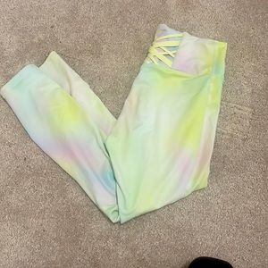 Boost 7/8 leggings from fabletics!